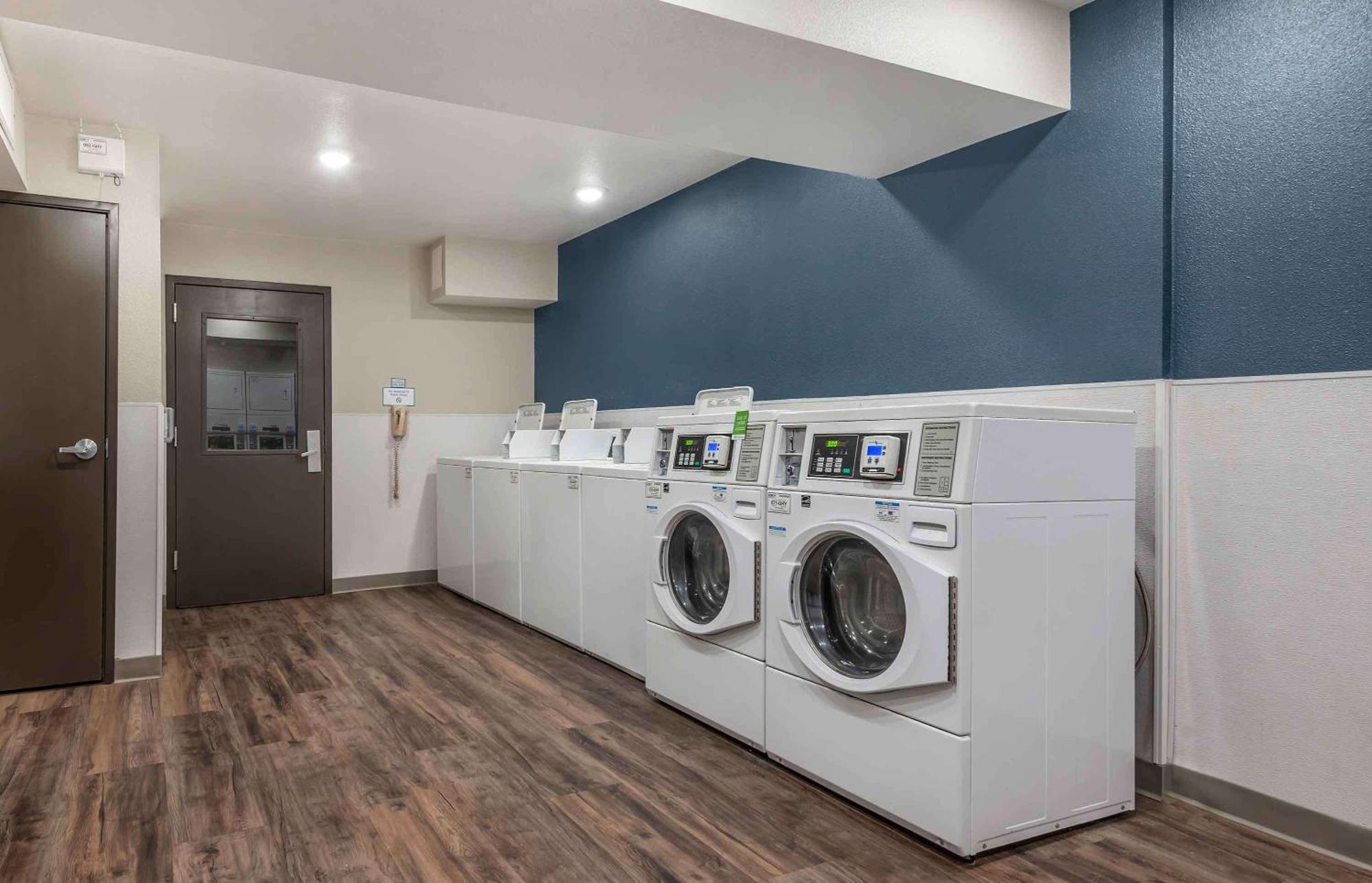 Extended Stay America Select Suites - Pittsburgh - Cranberry Крэнберри-Тауншип Экстерьер фото